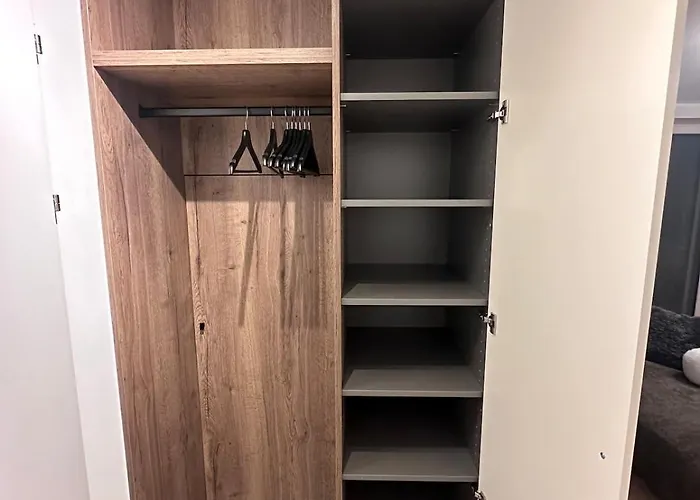 Modernes Inkl Garage Und Balkon شقة لينتز