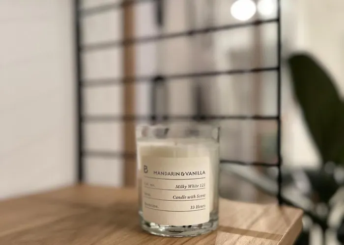 Modernes Inkl Garage Und Balkon *